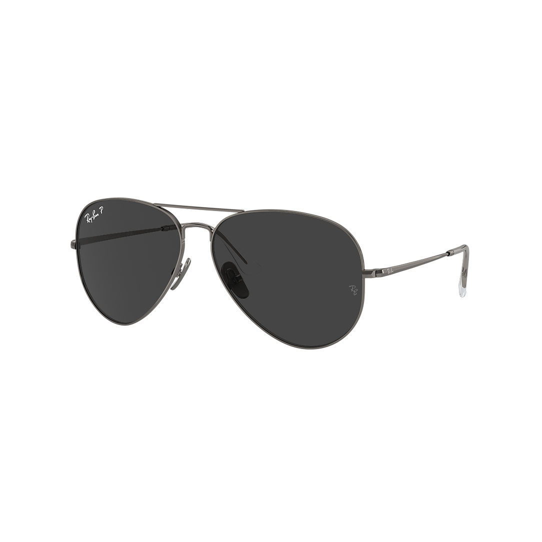 Black Polarized