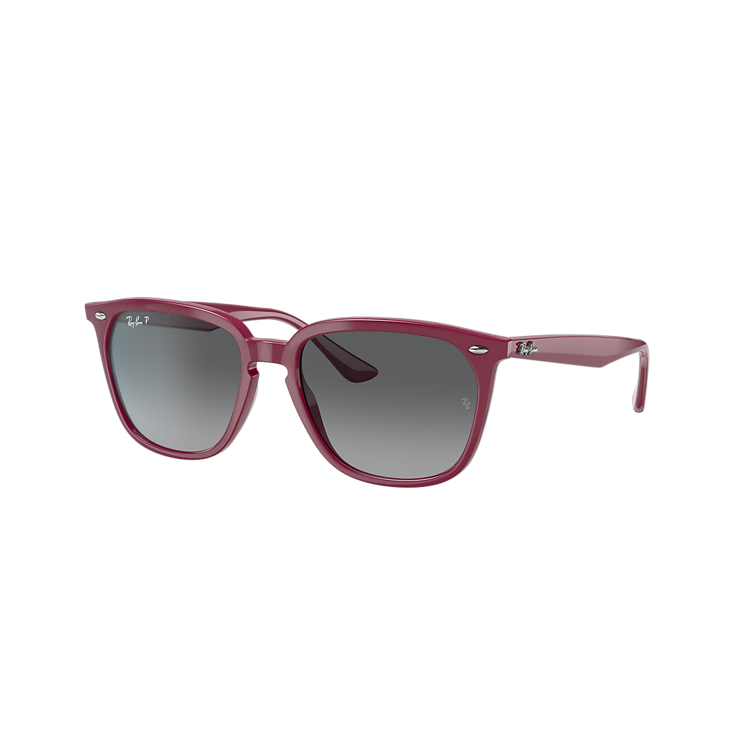 Grey Polarized