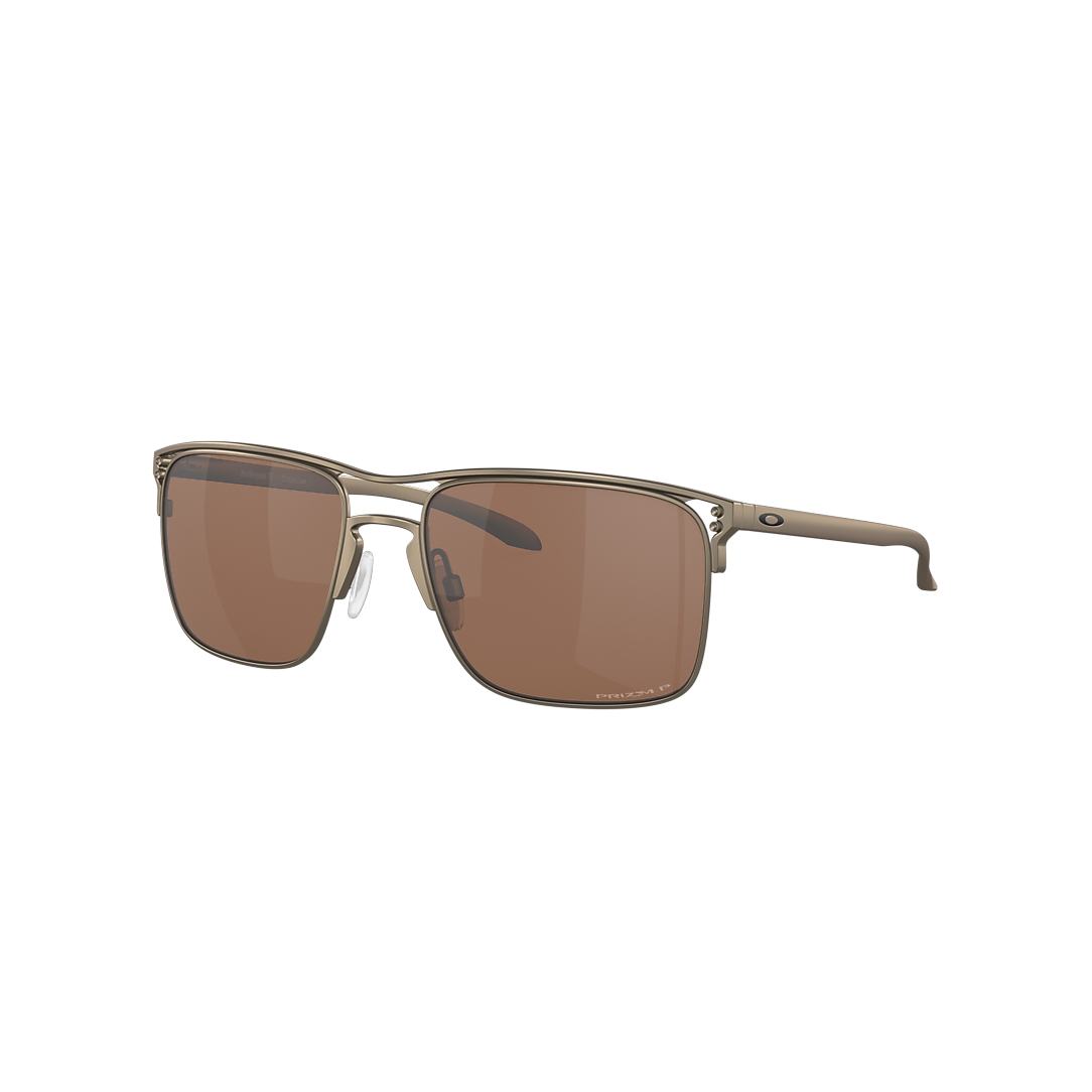 Brown Polarized