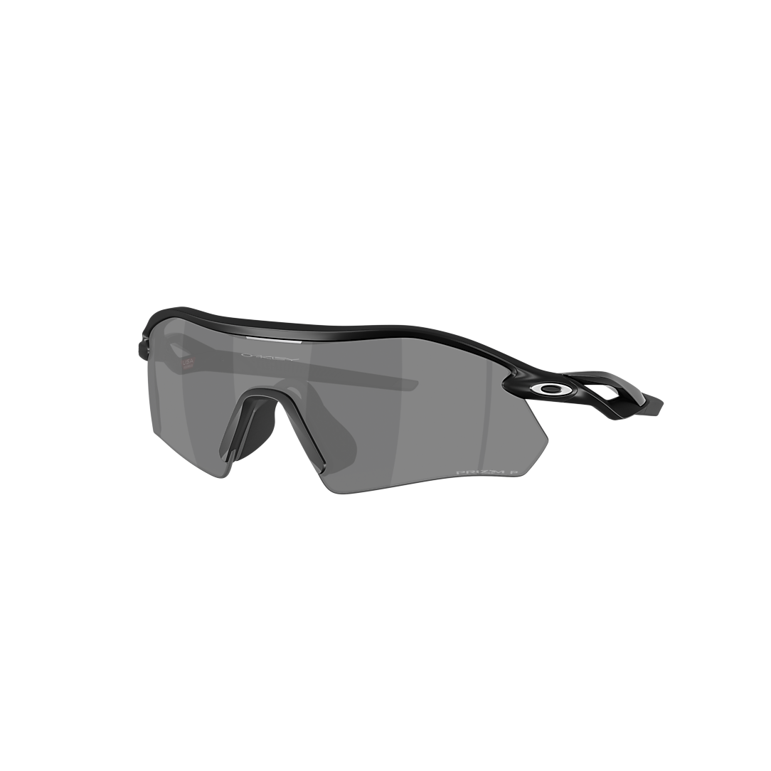 Black Polarized